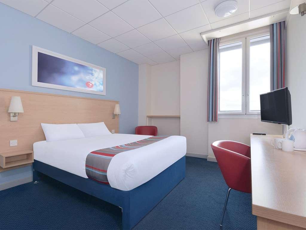 Travelodge Liverpool Docks 部屋 写真