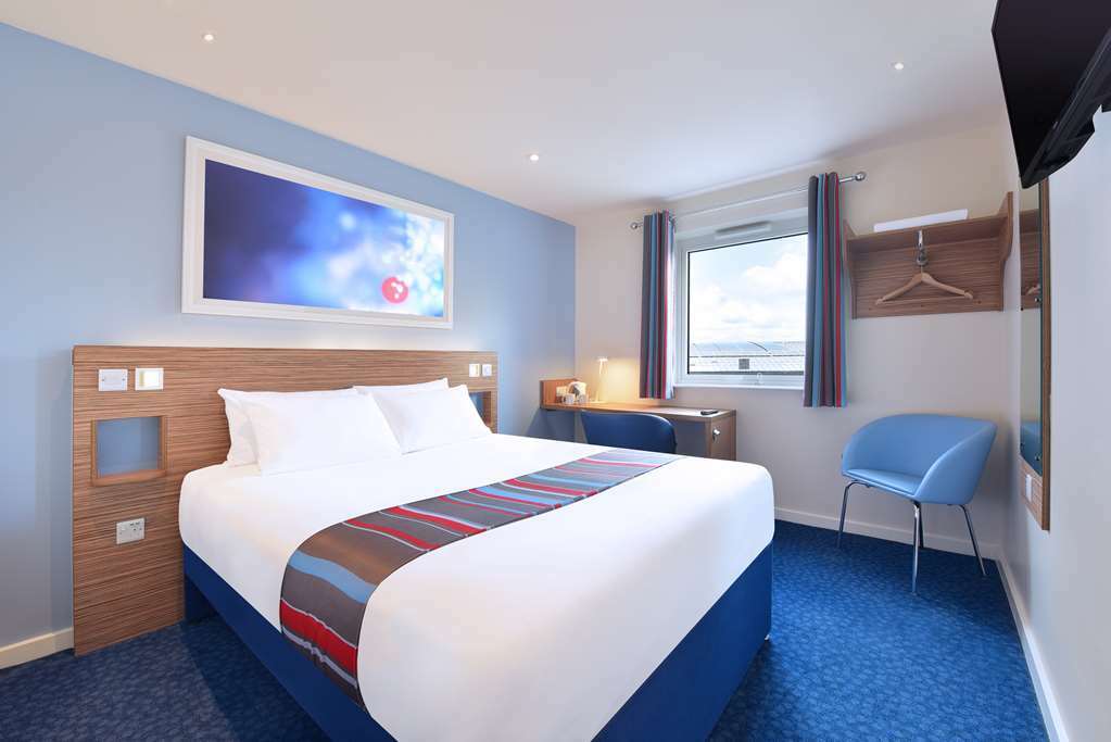Travelodge Liverpool Docks 部屋 写真
