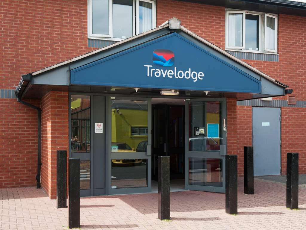 Travelodge Liverpool Docks エクステリア 写真